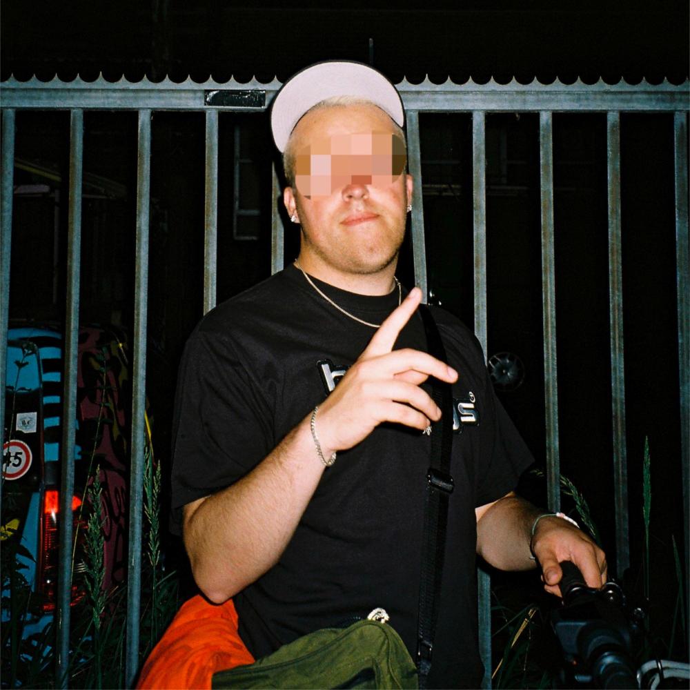 Anders (Explicit)