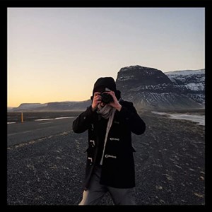 收聽Adrian Ström的Change the World歌詞歌曲