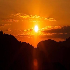 收聽Yade的Mevlüda Kurmanci歌詞歌曲
