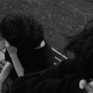 收聽misalive的what the fuck is wrong with me (Explicit)歌詞歌曲