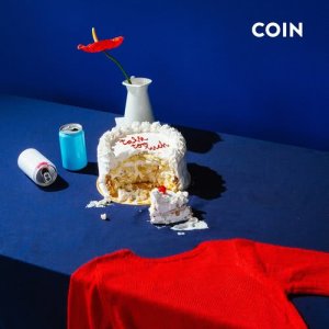 ดาวน์โหลดและฟังเพลง Talk Too Much พร้อมเนื้อเพลงจาก Coin