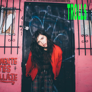 收聽Jess Kent的Trolls歌詞歌曲
