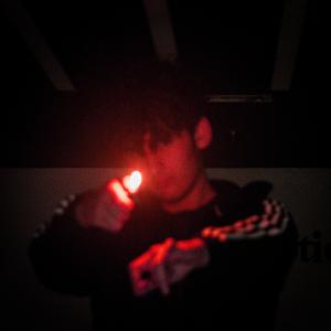 收聽TRISTÁN!的Hopeless Romantic (Explicit)歌詞歌曲
