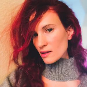 ดาวน์โหลดและฟังเพลง Ember พร้อมเนื้อเพลงจาก Maren Elise