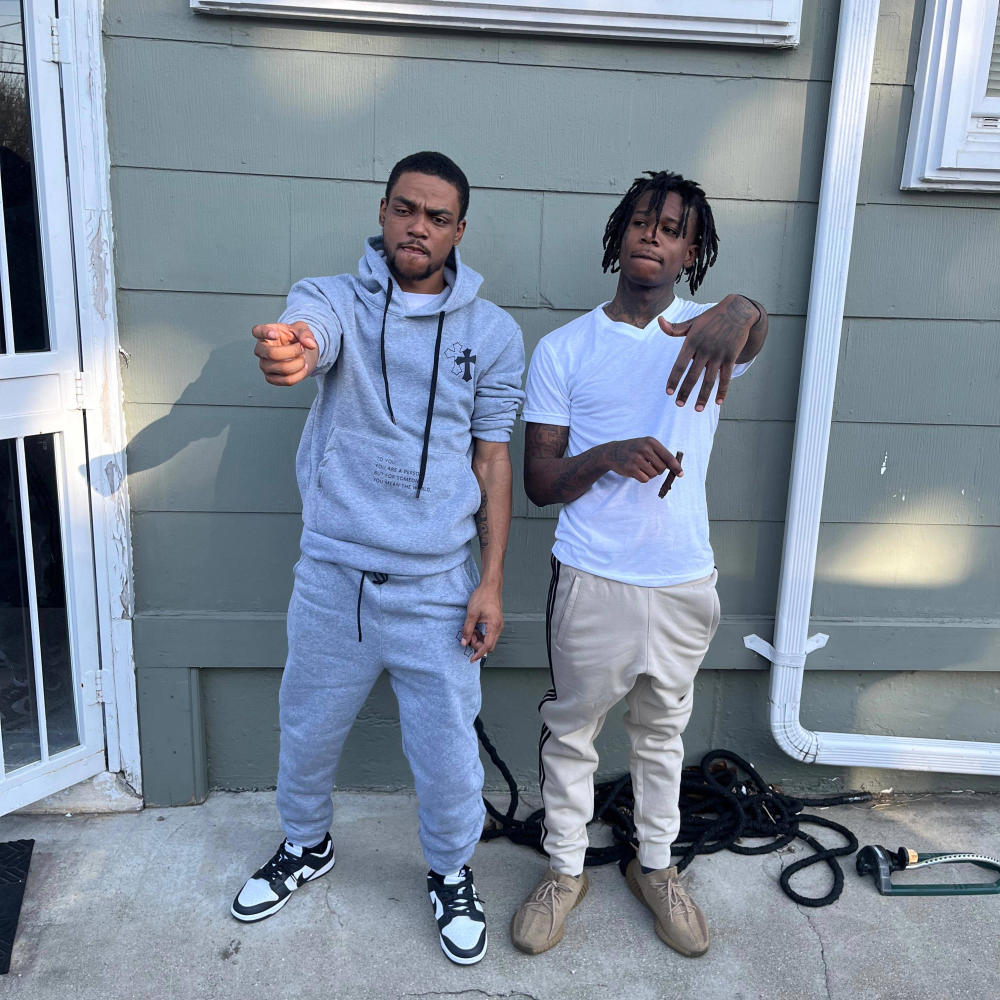 Out of bounds (feat. Toohda Band$) (Explicit)