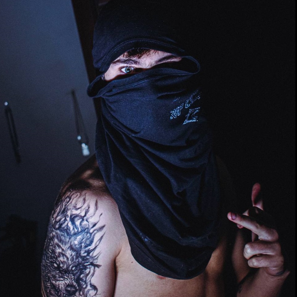 Shadow Hunter (Explicit)