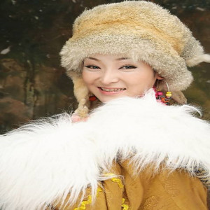 收聽雪兒達娃的尕撒拉歌詞歌曲
