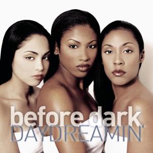 ดาวน์โหลดและฟังเพลง Monica พร้อมเนื้อเพลงจาก Before Dark