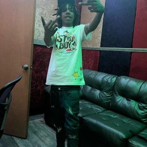 收聽Spazzo_sama的Wopo sama(feat. Louwop) (Explicit)歌詞歌曲