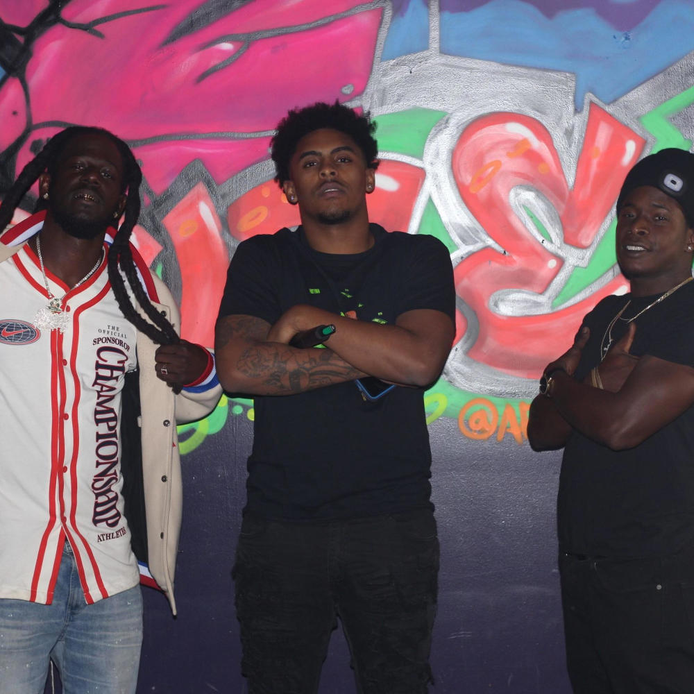 No HandoutZ (feat. Playoff & Dj Fourteen|Explicit)