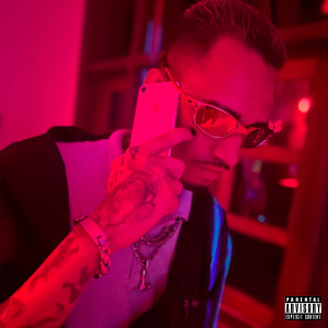 收聽Haze Devil的Celular da Maçã歌詞歌曲