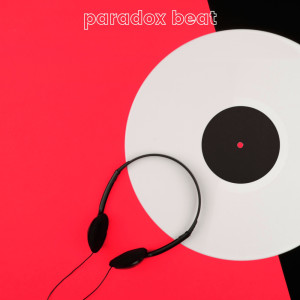 收聽Glow Down的Paradox Beat歌詞歌曲