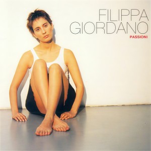 ดาวน์โหลดและฟังเพลง Casta diva พร้อมเนื้อเพลงจาก Filippa Giordano