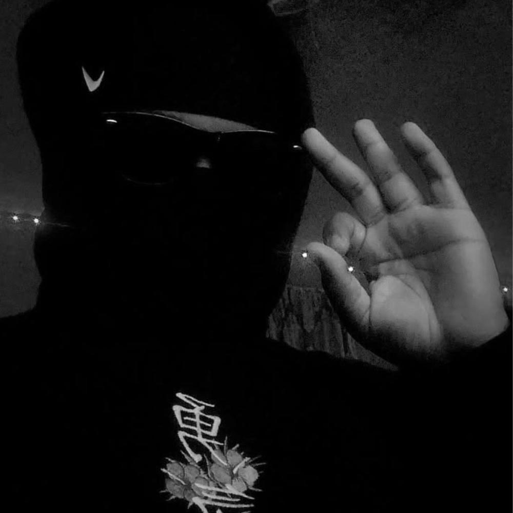 Shark Business (feat. Kee Buckz) (Explicit)