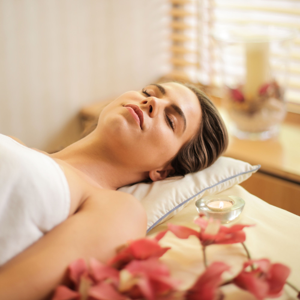 Binaural Harmony for Relaxing Touch