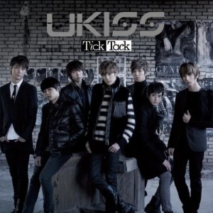 Dengarkan Coincidence (伴奏) lagu dari U-KISS dengan lirik