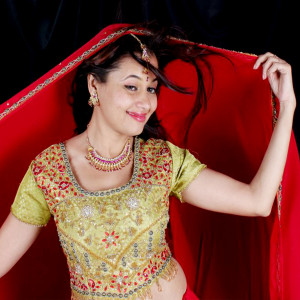 Listen to Aava Raja song with lyrics from Indrani Sharma
