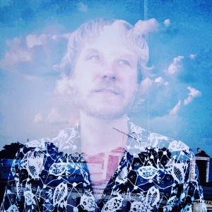 ดาวน์โหลดและฟังเพลง Dream (But Don't Sleep Too Long) พร้อมเนื้อเพลงจาก Frankie Sunswept