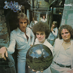 ดาวน์โหลดและฟังเพลง Ain't It a Shame พร้อมเนื้อเพลงจาก Air Supply