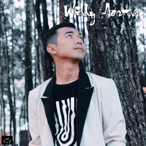 Listen to Terindah Dalam Hidupku song with lyrics from Willy Aorta