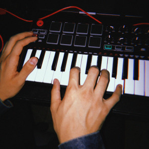 default playlist img