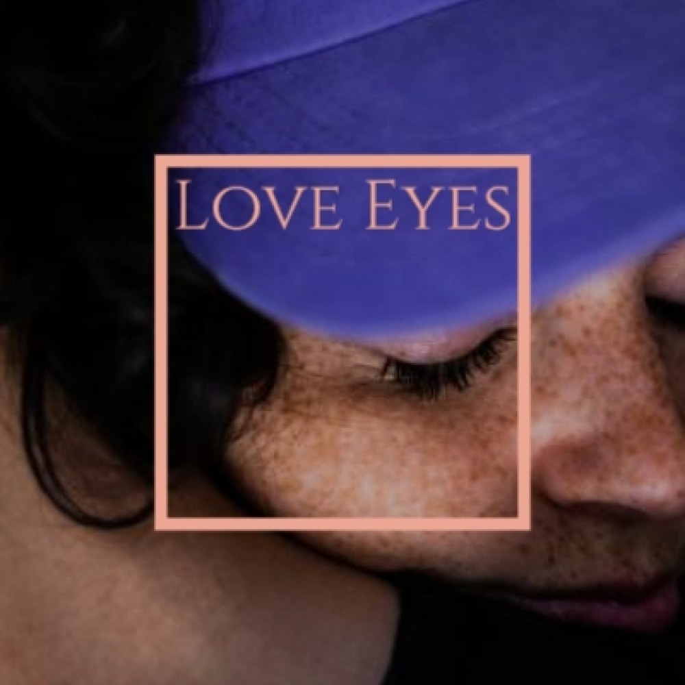 Love Eyes