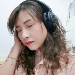 收听濛濛的香水有毒 (cover: 七喜) (完整版)歌词歌曲