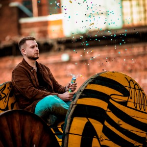 Album 5 время года (Explicit) oleh Табал