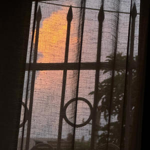 收聽Ambient k的Cried my little heart out歌詞歌曲