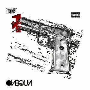 ดาวน์โหลดและฟังเพลง Numb พร้อมเนื้อเพลงจาก OneGun