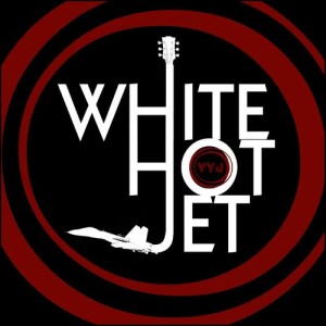 收聽White Hot Jet的Killshot歌詞歌曲
