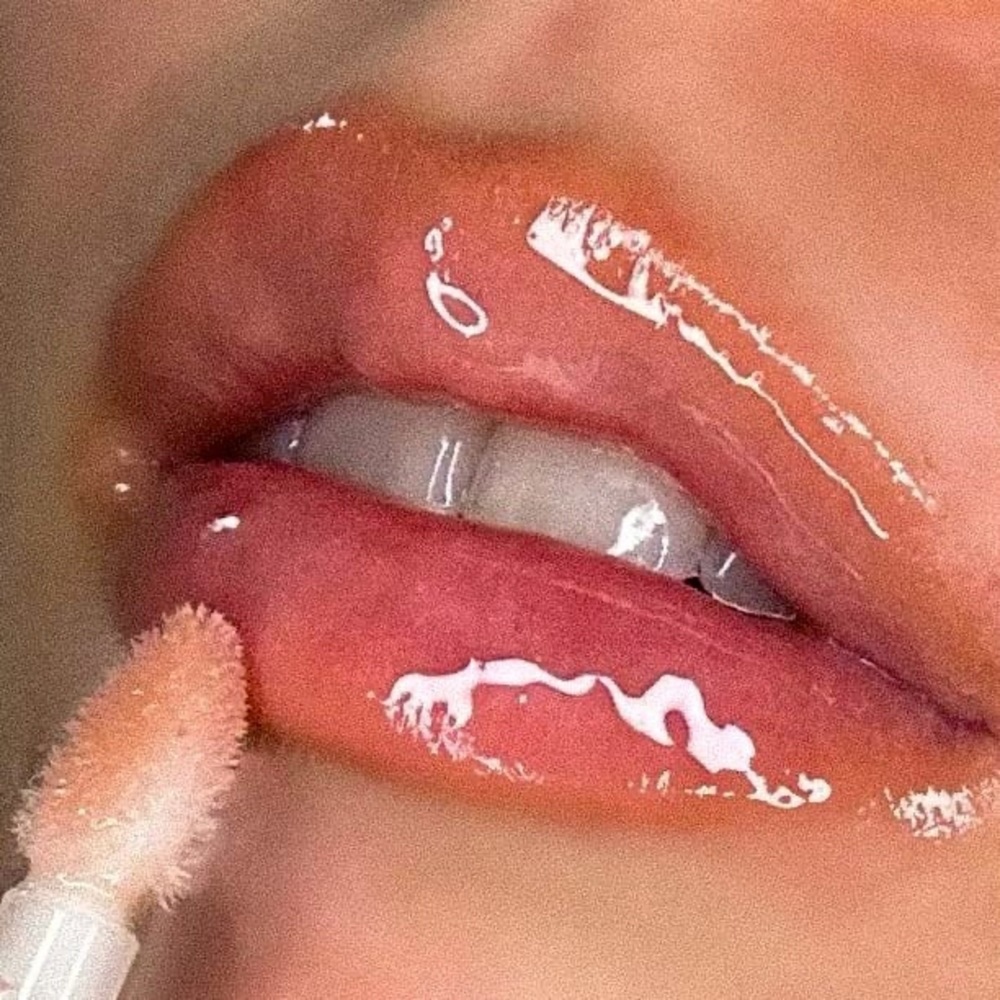 Glossy