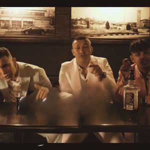 Listen to El kell vesztenem song with lyrics from BOTTKA