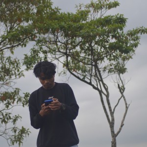 Dengarkan Se_di_mana_x_kua_kosong_ade lagu dari RICKO BIAF dengan lirik
