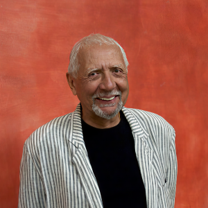 Charles Lloyd ดาวน์โหลดและฟังเพลงฮิตจาก Charles Lloyd