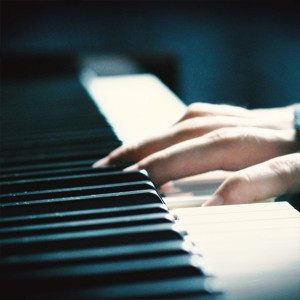 Listen to Crying Alone song with lyrics from Jurrivh