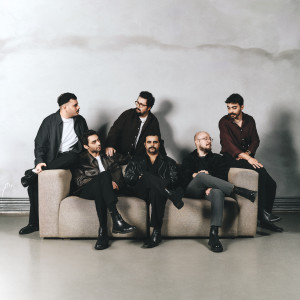 Listen to Cümlenin Sonu song with lyrics from Dedublüman