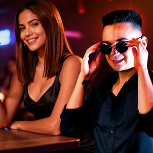 default playlist img