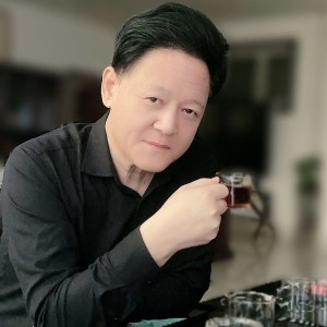 Listen to 江南梦 (cover: 纳兰) (完整版) song with lyrics from 陈卫东