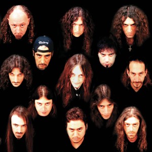 ดาวน์โหลดและฟังเพลง Traidor พร้อมเนื้อเพลงจาก Alakran