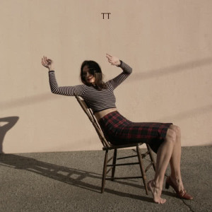 ดาวน์โหลดและฟังเพลง Take One พร้อมเนื้อเพลงจาก TT
