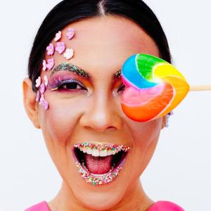 Listen to XOXO song with lyrics from Rozella