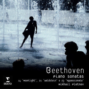 ดาวน์โหลดและฟังเพลง Piano Sonata No. 21 in C 'Waldstein' Op. 53: I. Allegro con brio พร้อมเนื้อเพลงจาก Mikhail Pletnev