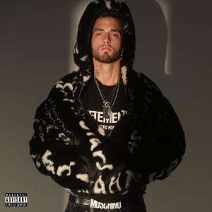 Cloudy The Weatherman的專輯GOD IS LOVE (Explicit)