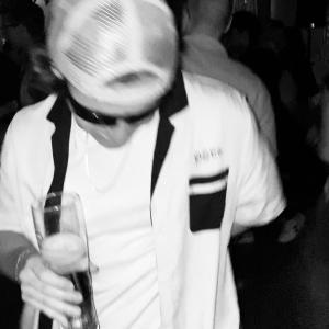 ดาวน์โหลดและฟังเพลง Fix Up พร้อมเนื้อเพลงจาก Alex Butler