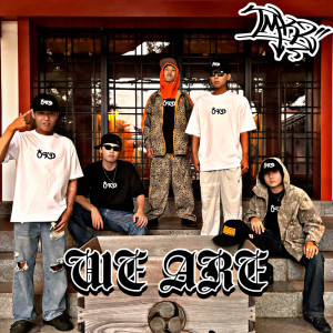 TMK2的專輯WE ARE