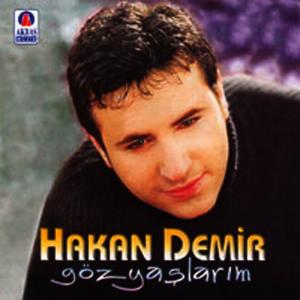 ดาวน์โหลดและฟังเพลง Yolu Yok พร้อมเนื้อเพลงจาก Hakan Demir