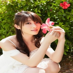 ดาวน์โหลดและฟังเพลง 你 พร้อมเนื้อเพลงจาก 张伊美