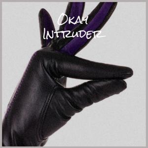 ดาวน์โหลดและฟังเพลง Okay Intruder พร้อมเนื้อเพลงจาก Alya Smet