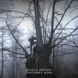收聽Vasco Brondi的Chitarra nera歌詞歌曲